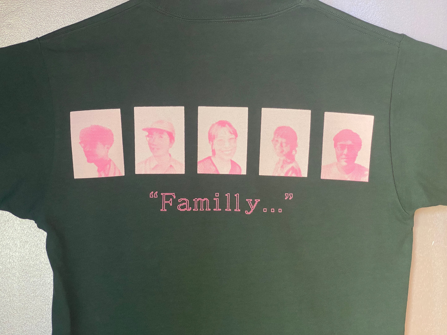 ”ファミリー2” T-Shirts(モスグリーン)