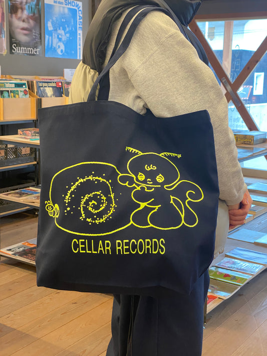 【受注販売, 発送2/28頃】【NEW!!!】CELLAR MOTH トートバッグ